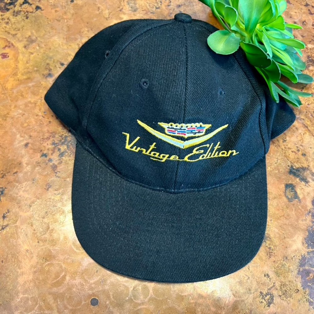 Vintage Edition Cadillac Cap